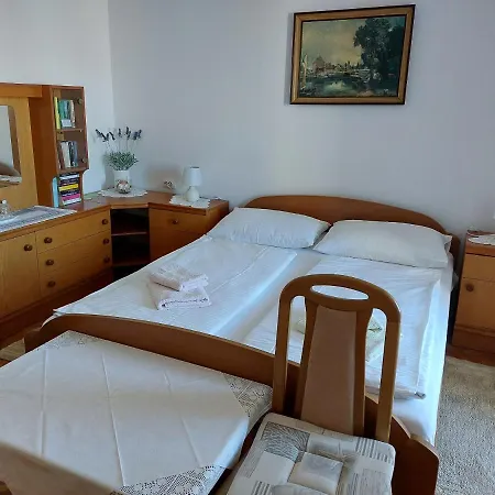 Slavica 게스트하우스 말리로시니