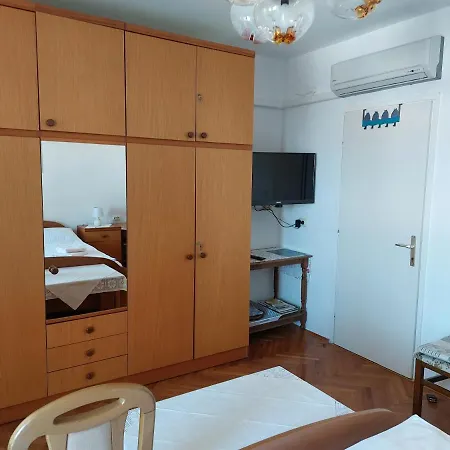 Room Slavica